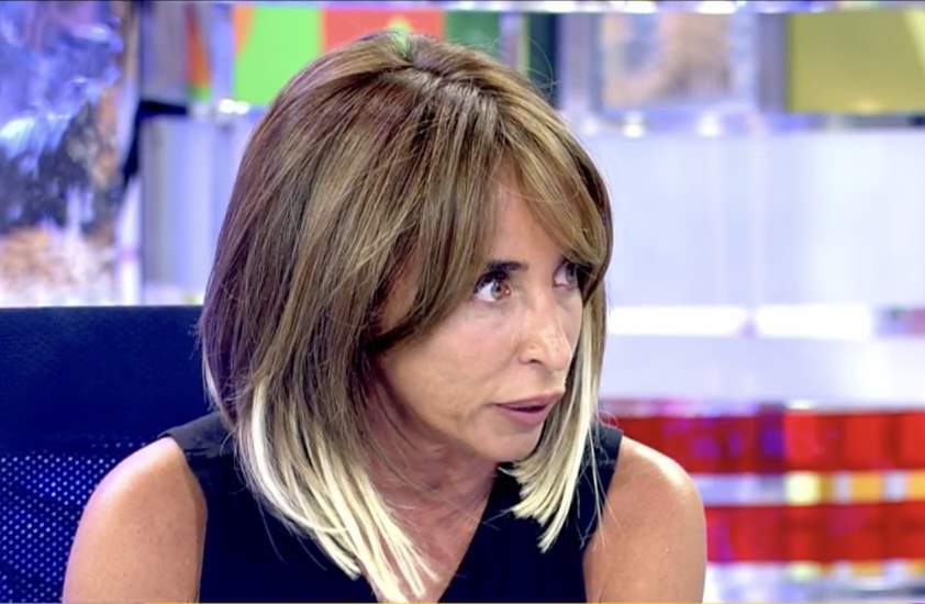 María Patiño bị chảy máu trong cuộc phỏng vấn 'đầy sự kiện' với Josep Ferré trên 'Deluxe'