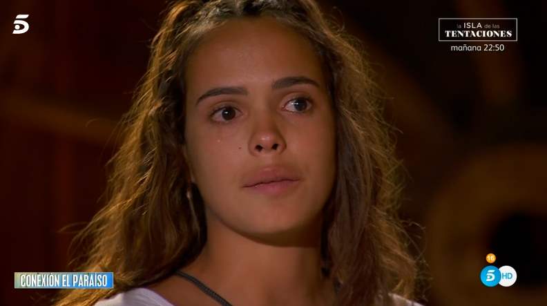 Gloria Camila llorando en Pesadilla en el Paraíso