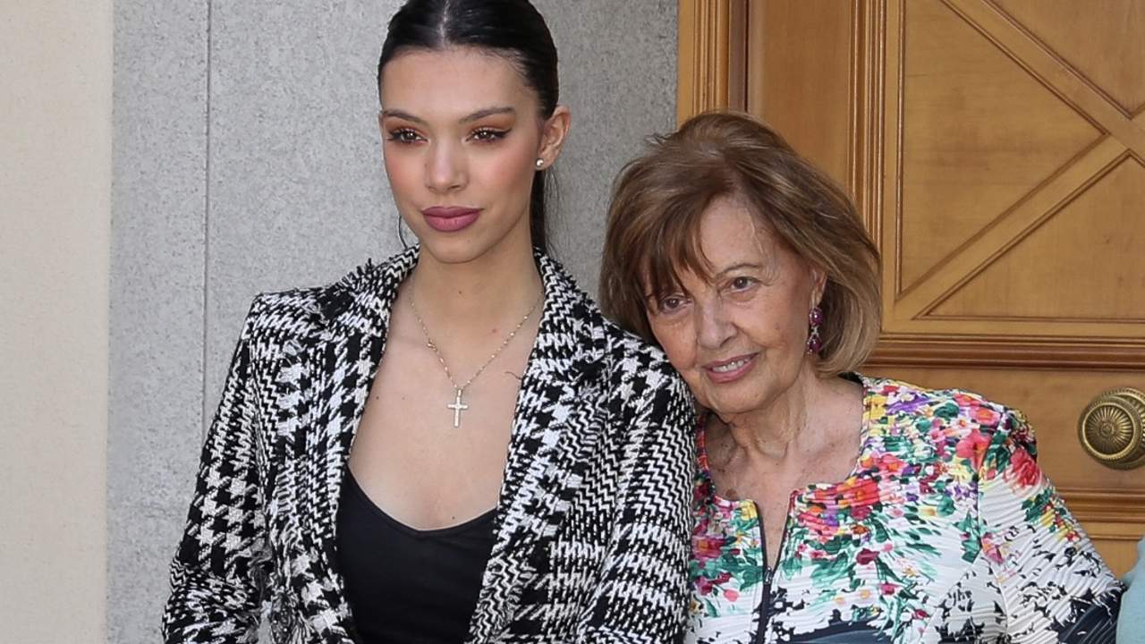 Alejandra Rubio, destrozada, se despide de su abuela, María Teresa Campos, con una emotiva carta