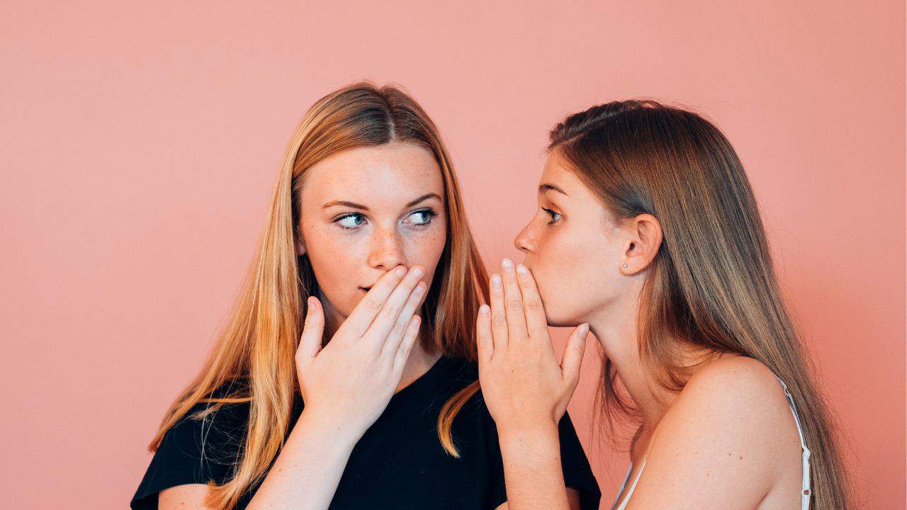 Amistades tóxicas: Señales, efectos y consejos, image size:1280x720