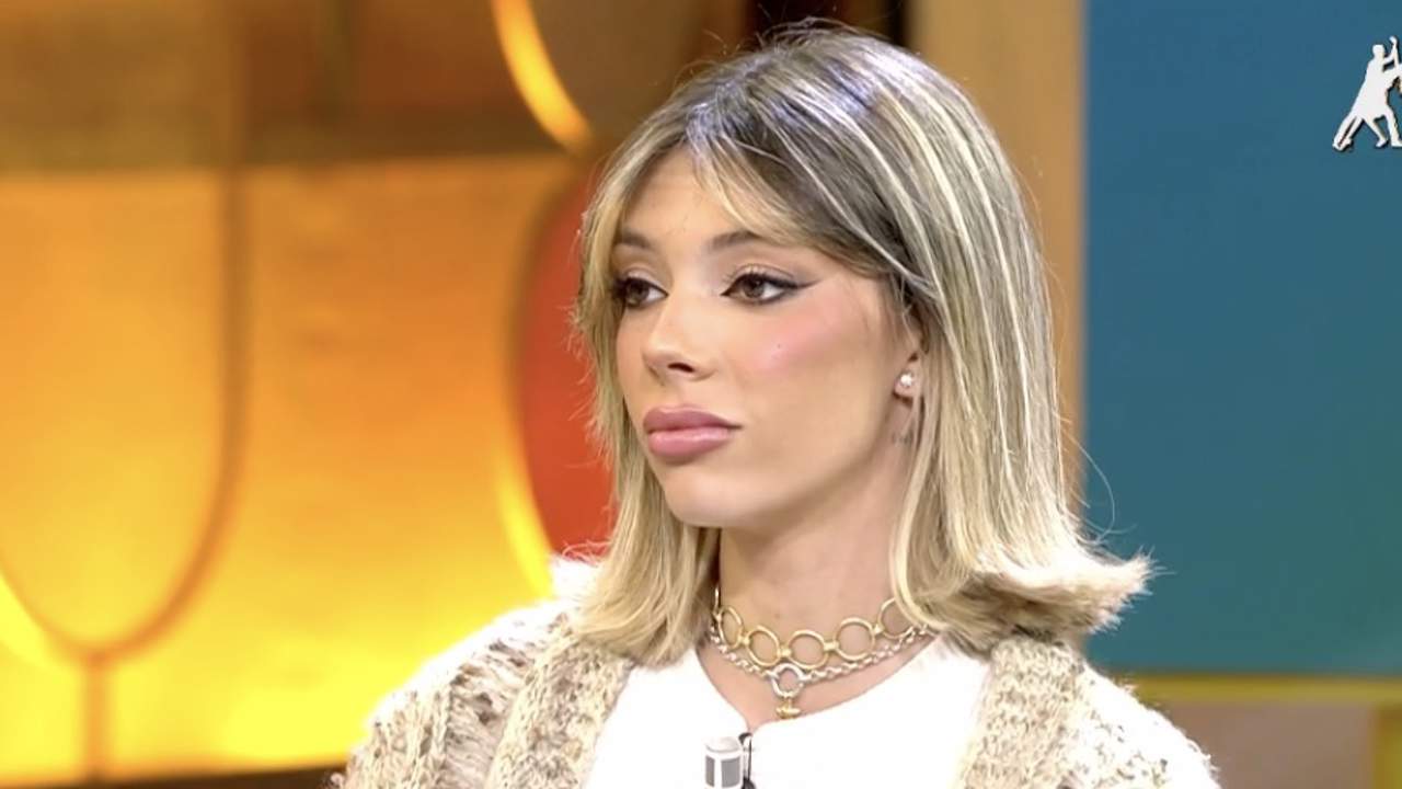 Alejandra Rubio para los pies a Jesús Manuel cuando la tacha de "maestra  del no saber"