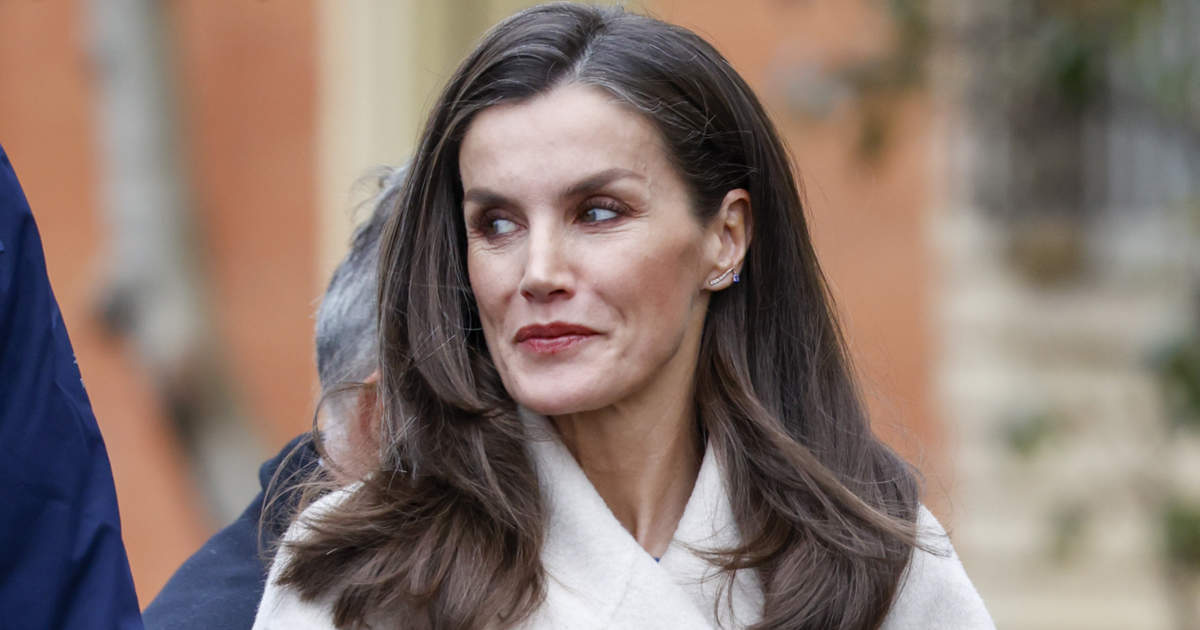 Los 3 gestos del círculo íntimo de Letizia para blindarla en su momento  personal más convulso
