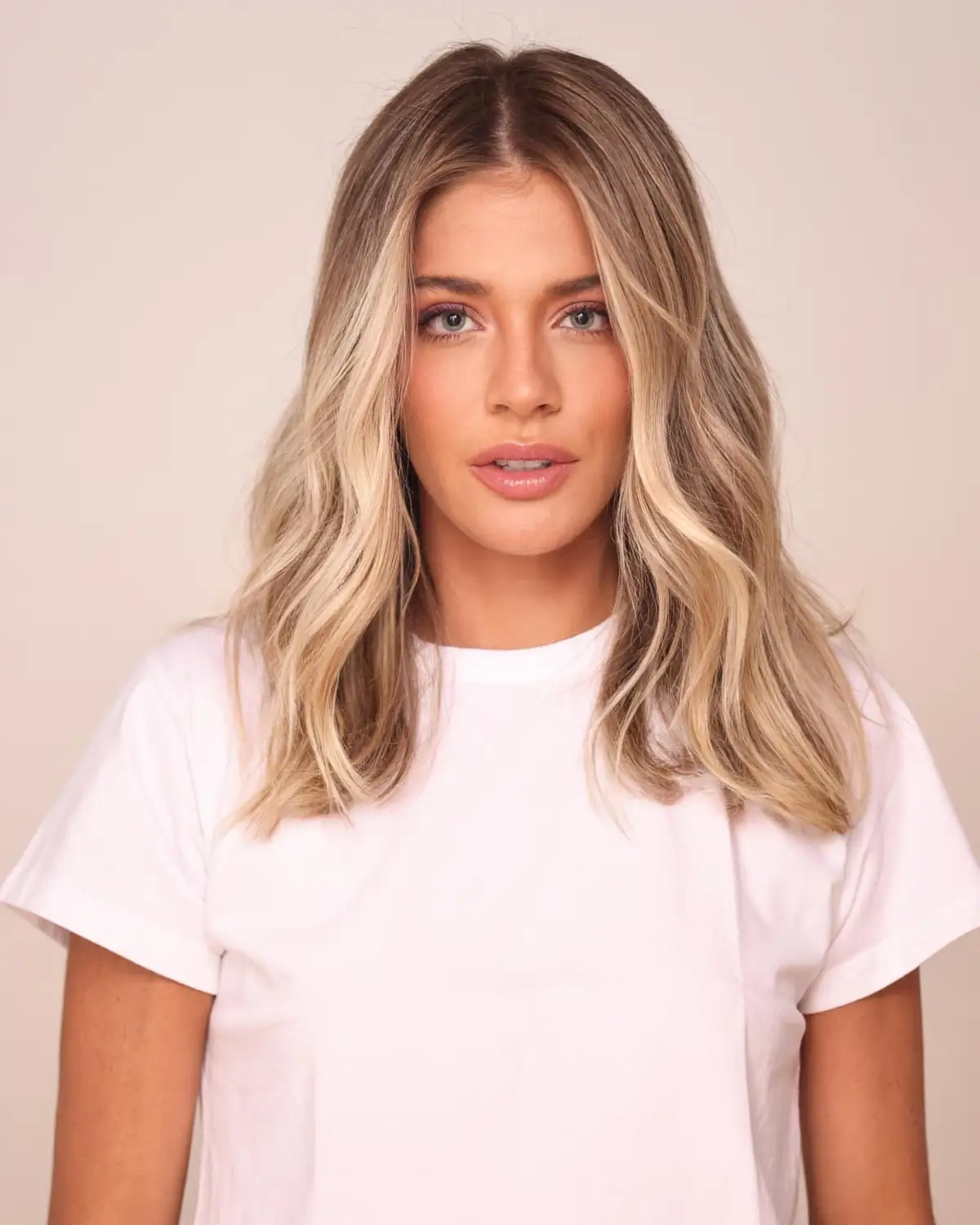 10 cortes de pelo mujer 2025 cara redonda que favorecen a cualquier edad, image size:1200x1500