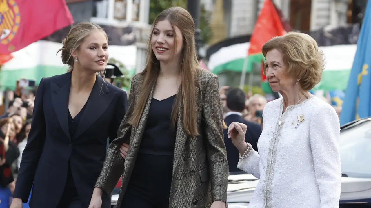La verdadera influencia de la reina Sofía sobre la princesa Leonor y la  infanta Sofía que no hace gracia a Letizia