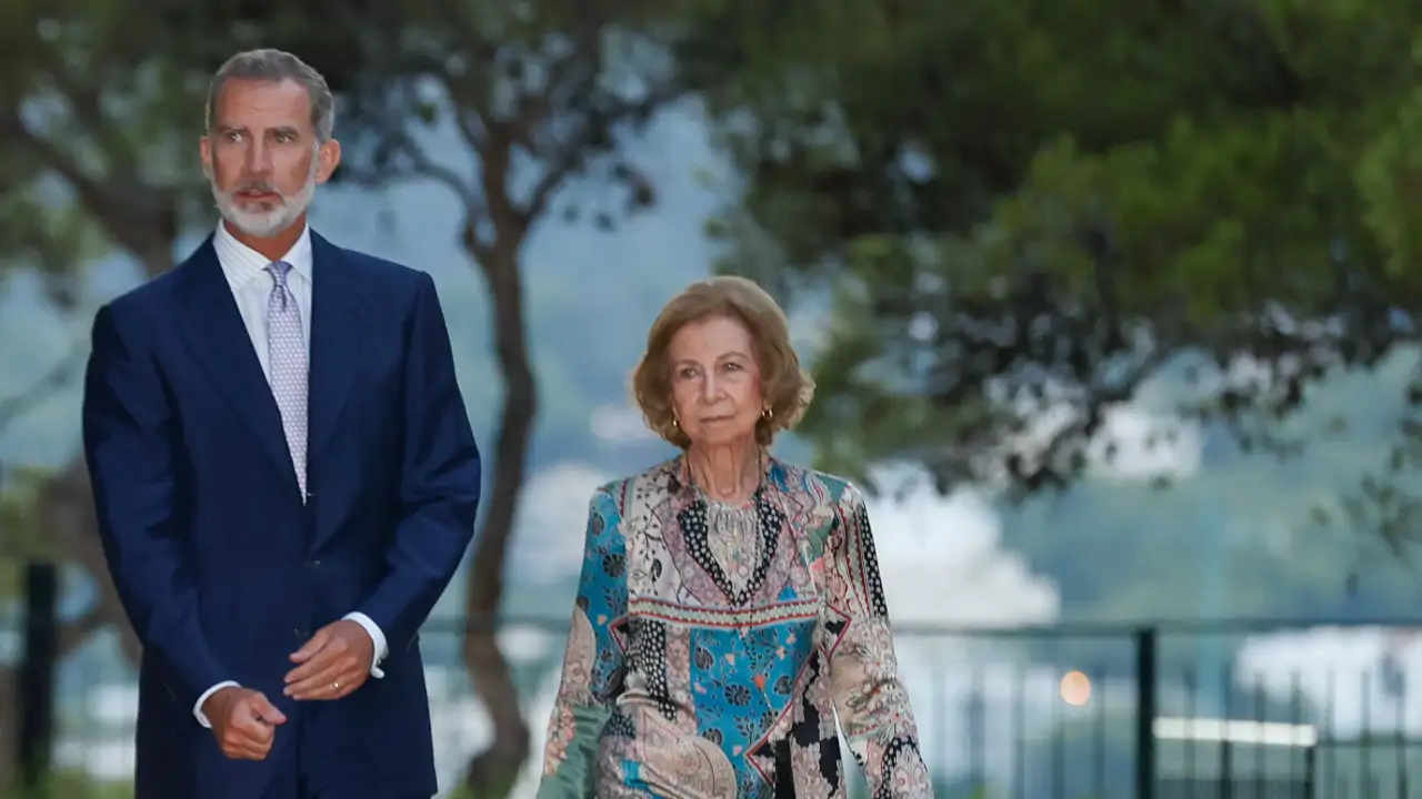 La difícil tesitura del rey Felipe con su madre la reina Sofía