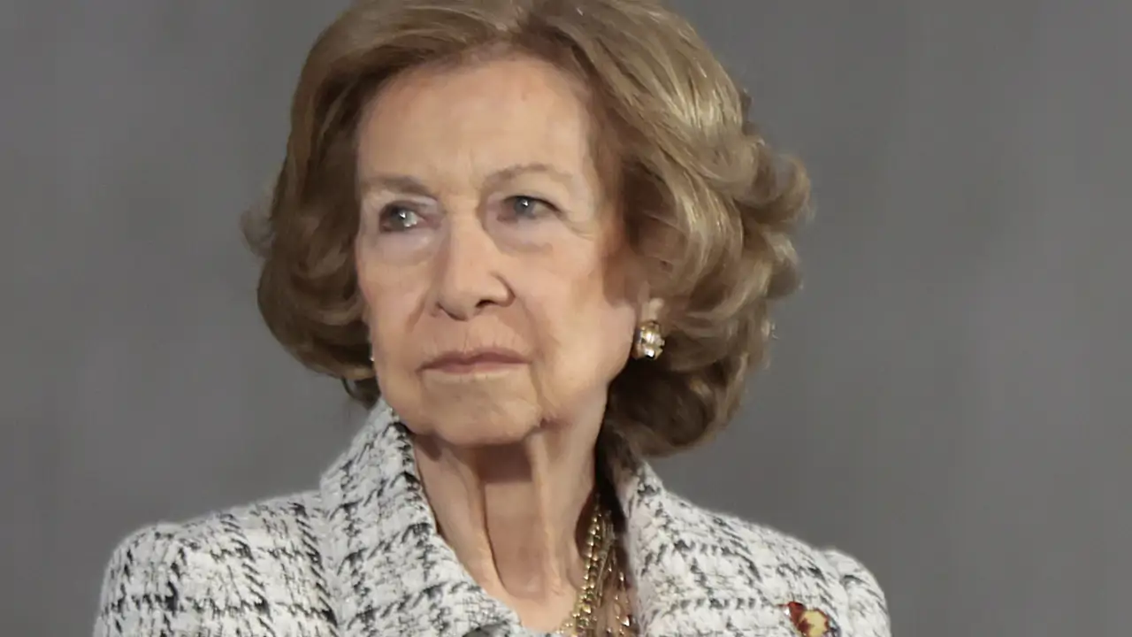 El verano más triste y amargo de la reina Sofía: las dos grandes preocupaciones que rompen con su mayor tradición