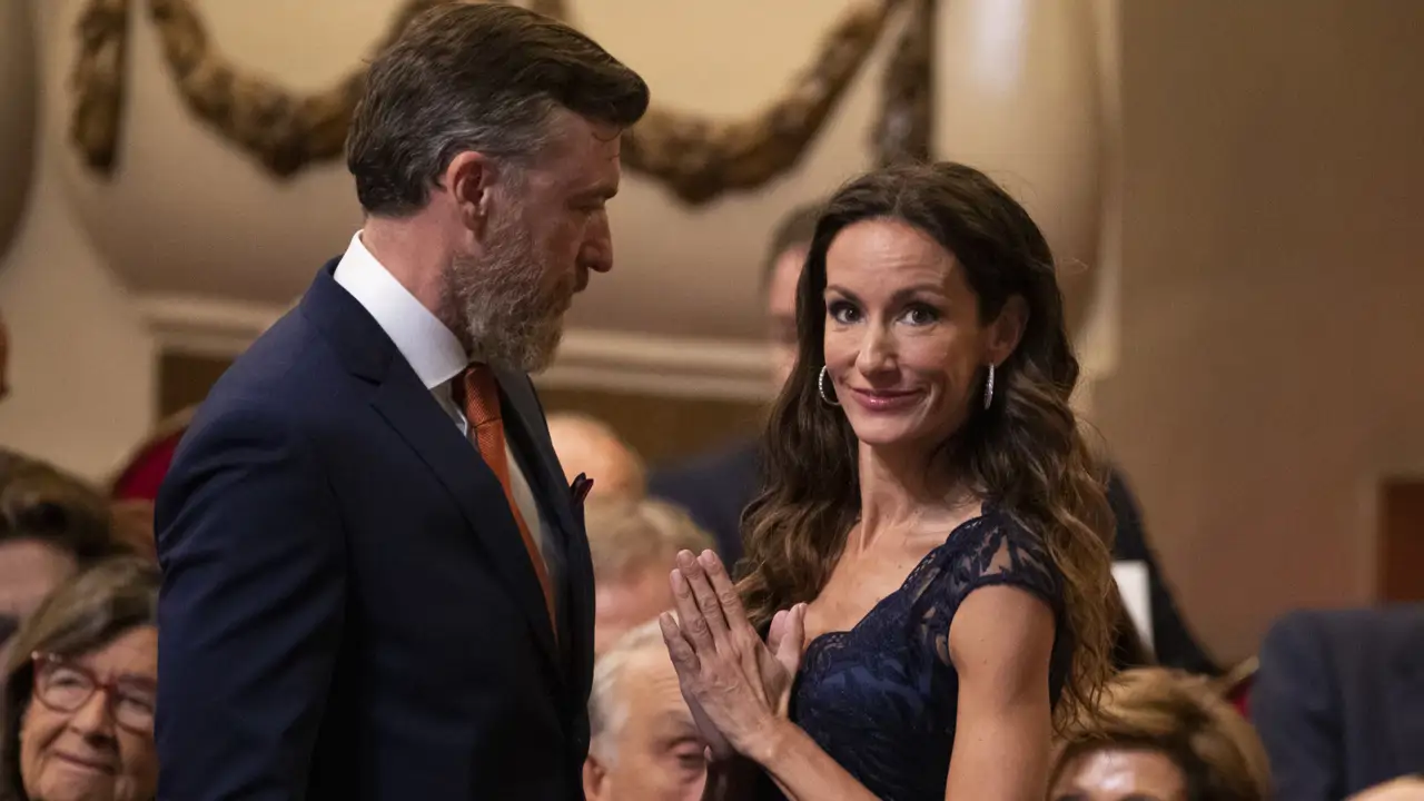 Luis Pliego, director de la revista Lecturas, sobre la orden de desahucio contra Telma Ortiz y Robert Gavin Bonnar: "Las nominas era un poco justo para pagar el alquiler"