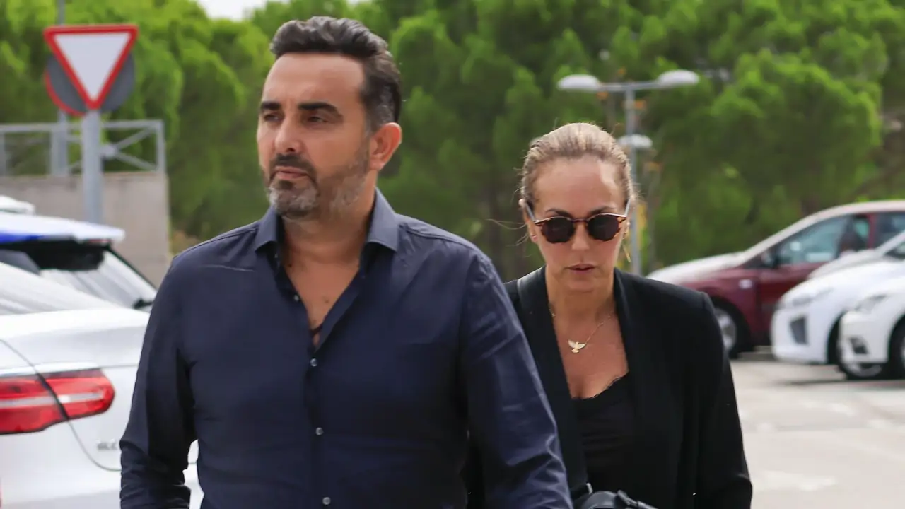 Muere el padre de Fidel Albiac: el discreto adiós que golpea a Rocío Carrasco y a su marido