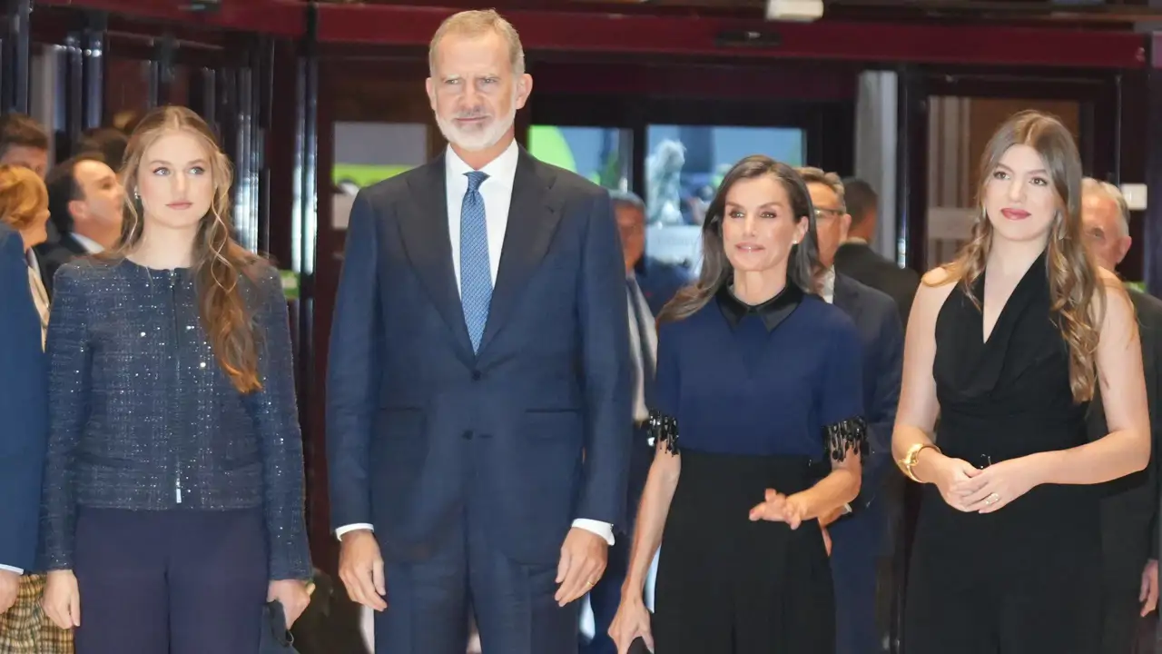 EN FOTOS | El concierto de los premios Princesa de Asturias 2025: los looks  de Letizia, Leonor y Sofía y las anécdotas de la noche