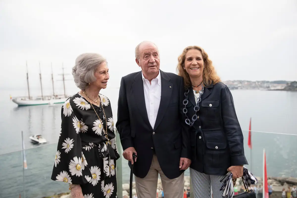 Juan Carlos I, reina Sofía e infanta Elena