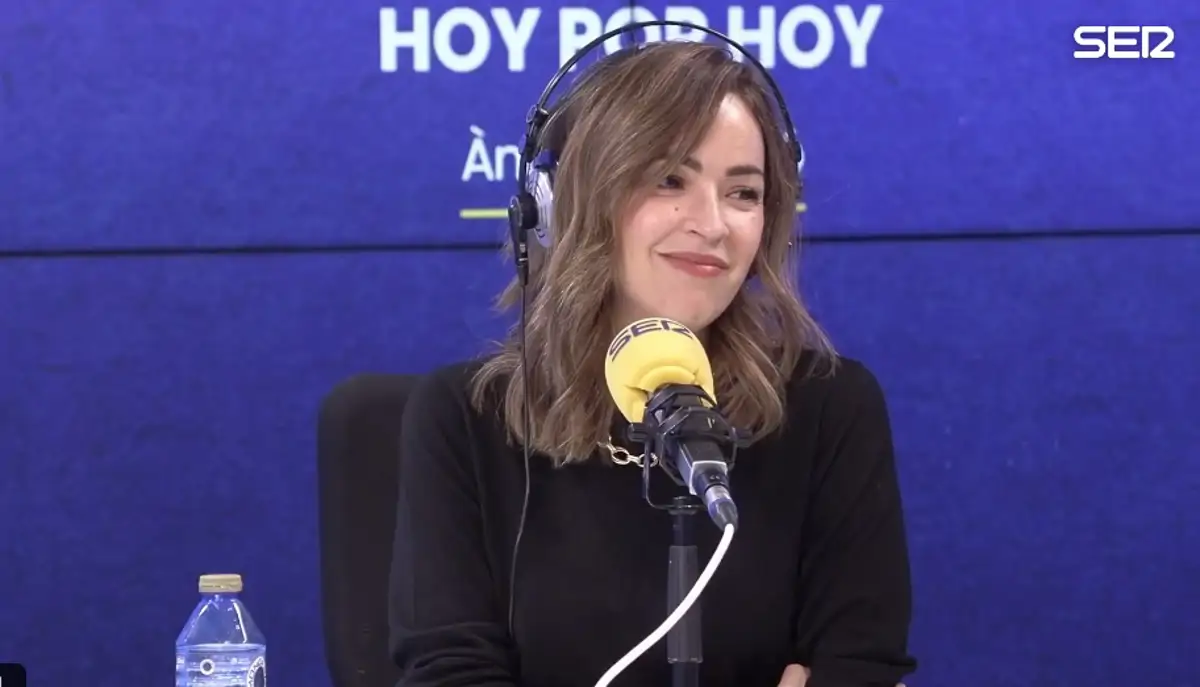 Ver&#243;nica S&#225;nchez ha contado su encuentro sorpresa con Luis Alegre y los Reyes.
