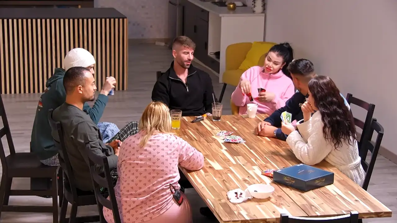 La casa de los gemelos 2' deja insinuar las posibles incorporaciones de Dakota Tárraga y Tania Fernández