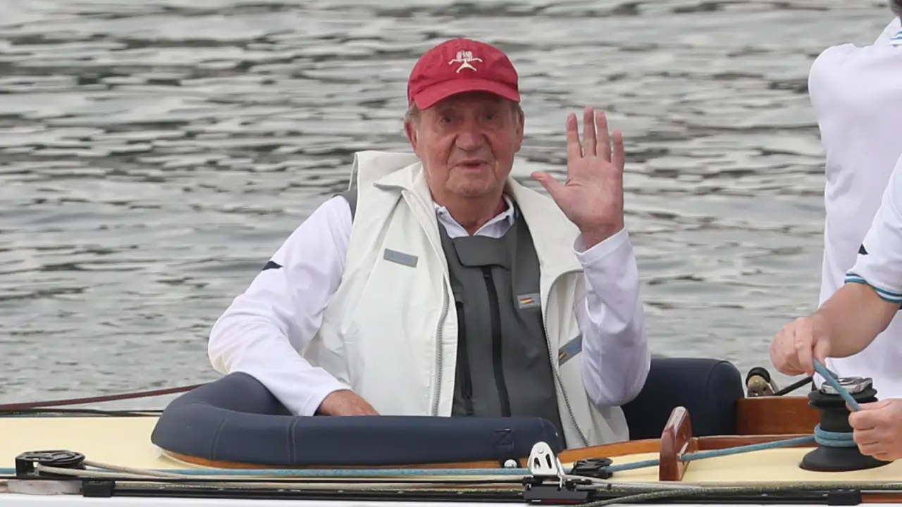 La felicitación secreta del rey Juan Carlos: sin perritos, en inglés y solo  para amigos íntimos