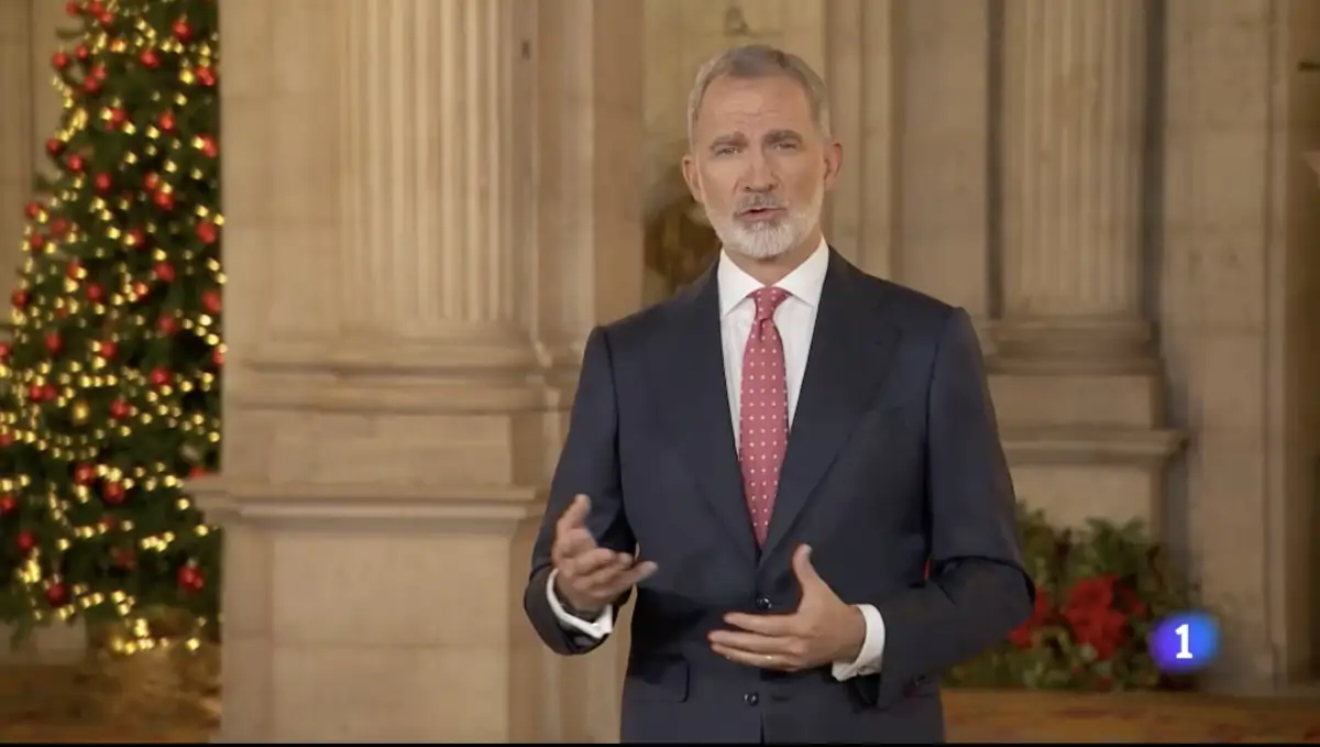 Vivimos tiempos exigentes": el rey Felipe VI cambia de escenario en un  discurso de Navidad que apela al diálogo