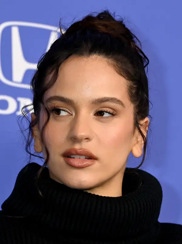 Rosalía (33 años): "Para la piel uso una técnica de la medicina tradicional china que me gusta mucho"