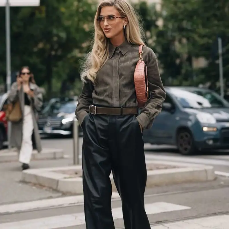 Ni Skechers ni Salomon: Zara sorprende con las zapatillas estilo montañera que arrasan (sorprendentemente) entre las más elegantes