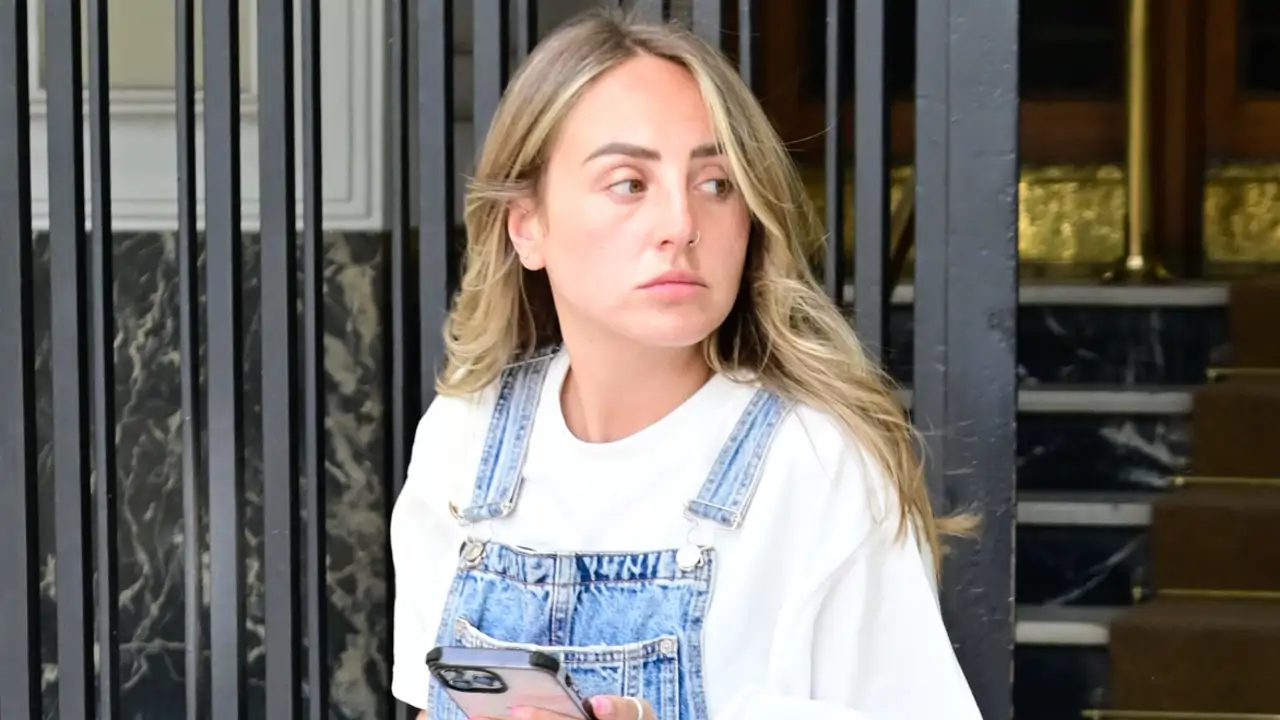 La entrevista de Roc&iacute;o Flores en '&iexcl;De Viernes!': &ldquo;O me iba del pa&iacute;s o comet&iacute;a una locura, pero opt&eacute; por sobrevivir&rdquo;