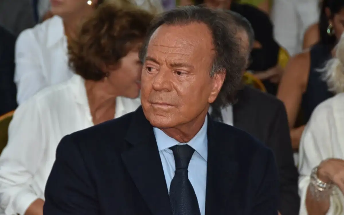 Julio Iglesias