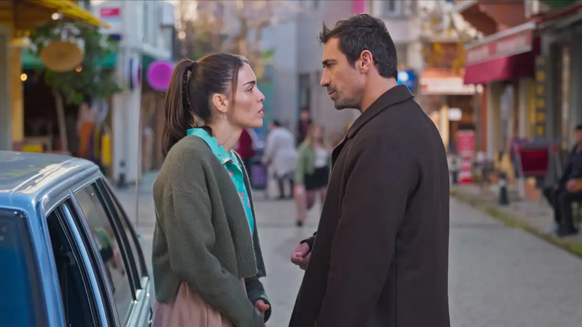 La serie romántica turca que arrasa en Netflix: 8 episodios de una ...