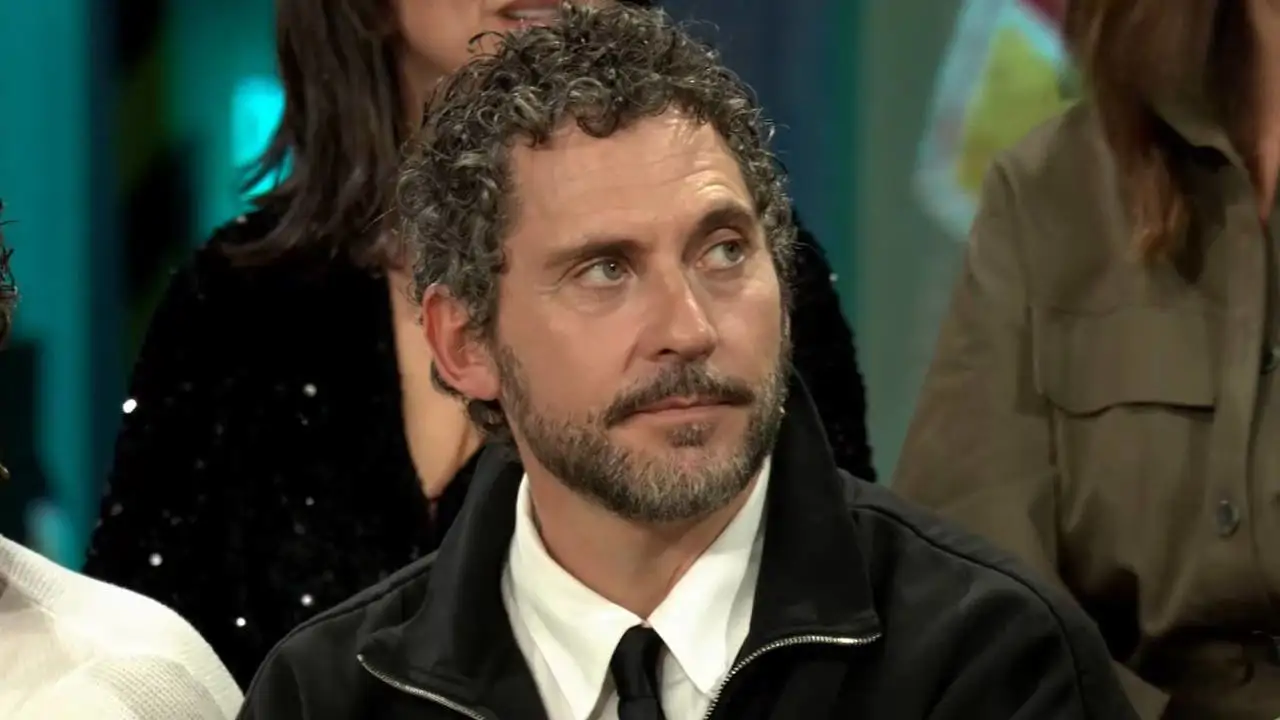 Paco León responde en 'La Revuelta' a las críticas sobre 'Aida y vuelta': "Los haters son fans en un mal día"