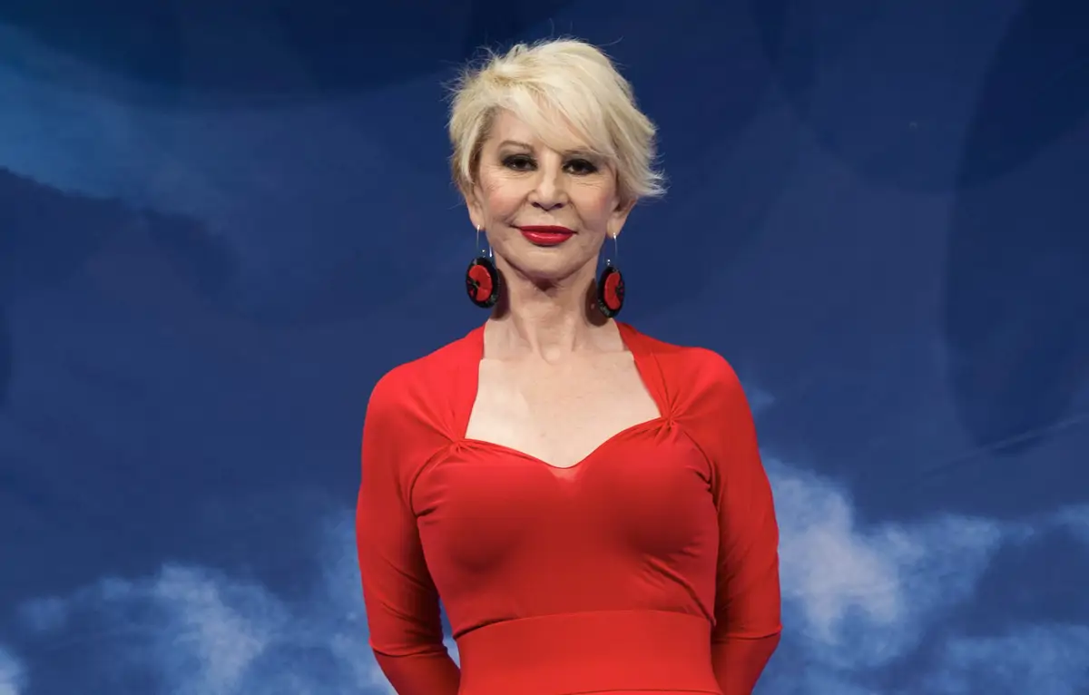 Traición, ruina económica y un futuro incierto: el resumen completo de la entrevista de Karmele Marchante en '¡De Viernes!