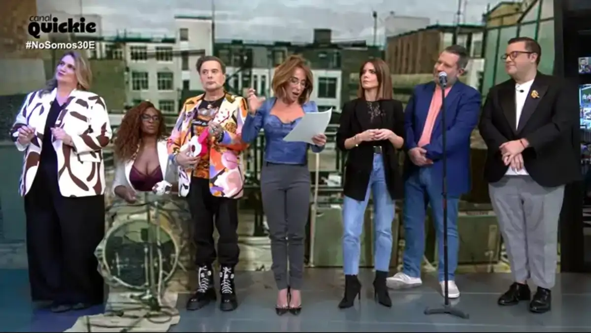 María Patiño y el equipo de No somos nadie