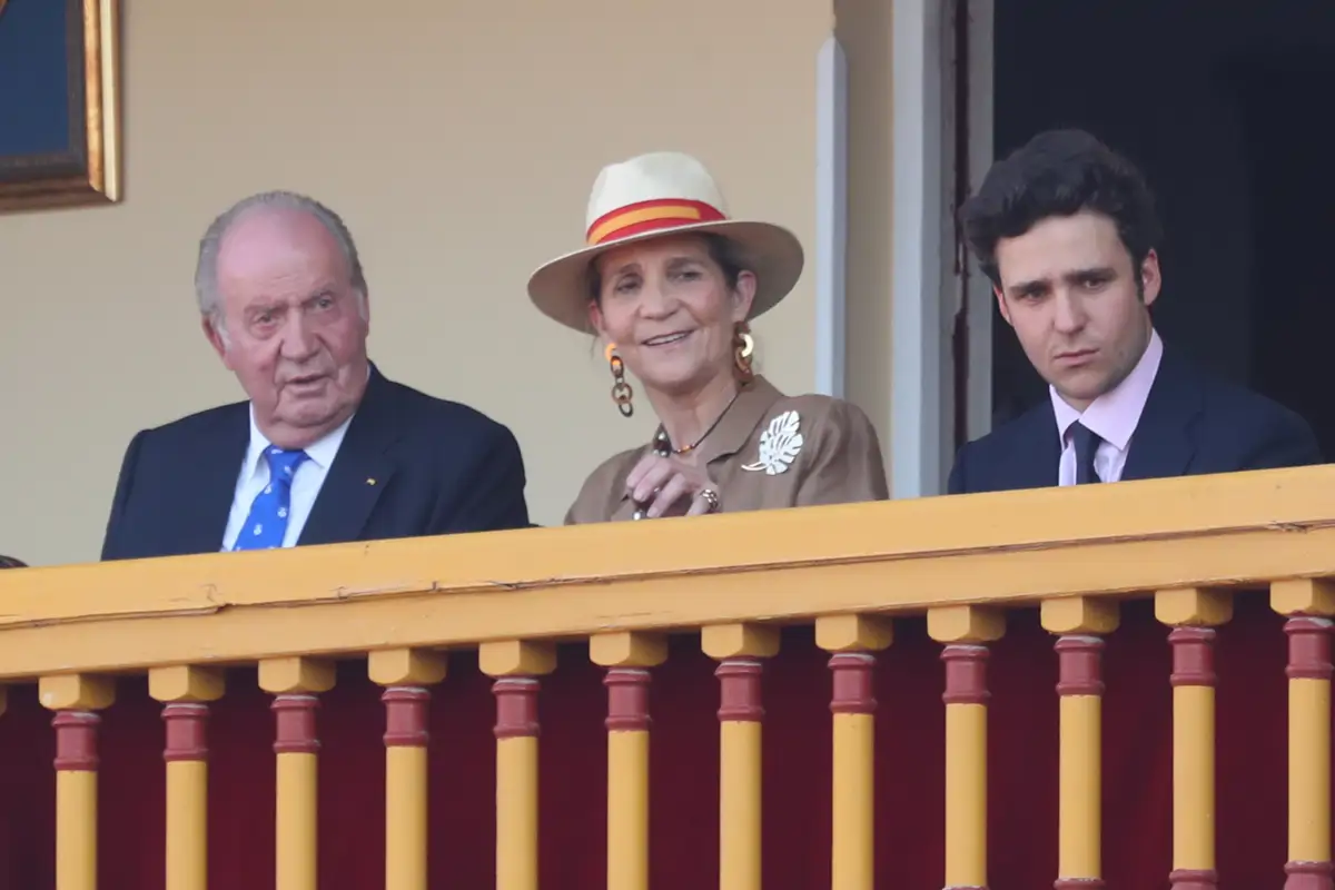 Juan Carlos, Infanta Elena y Froilán