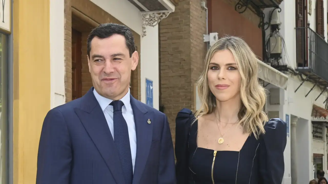 Juanma Moreno y Manuela Villena