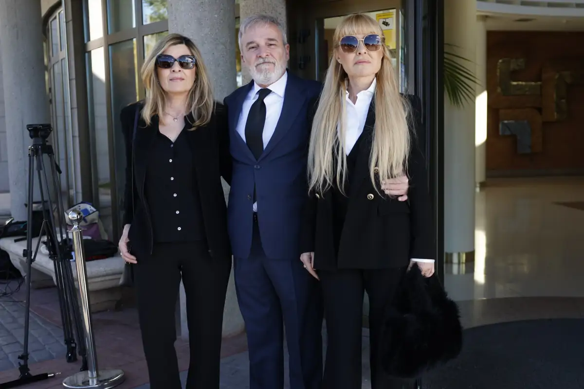 Natalia, Fernando y Cayetana Guillén Cuervo