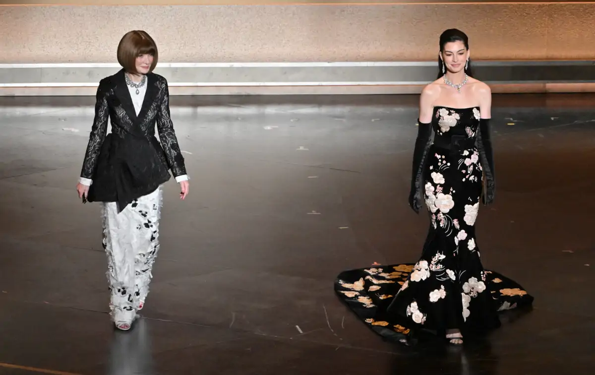 Anna Wintour y Anne Hathaway