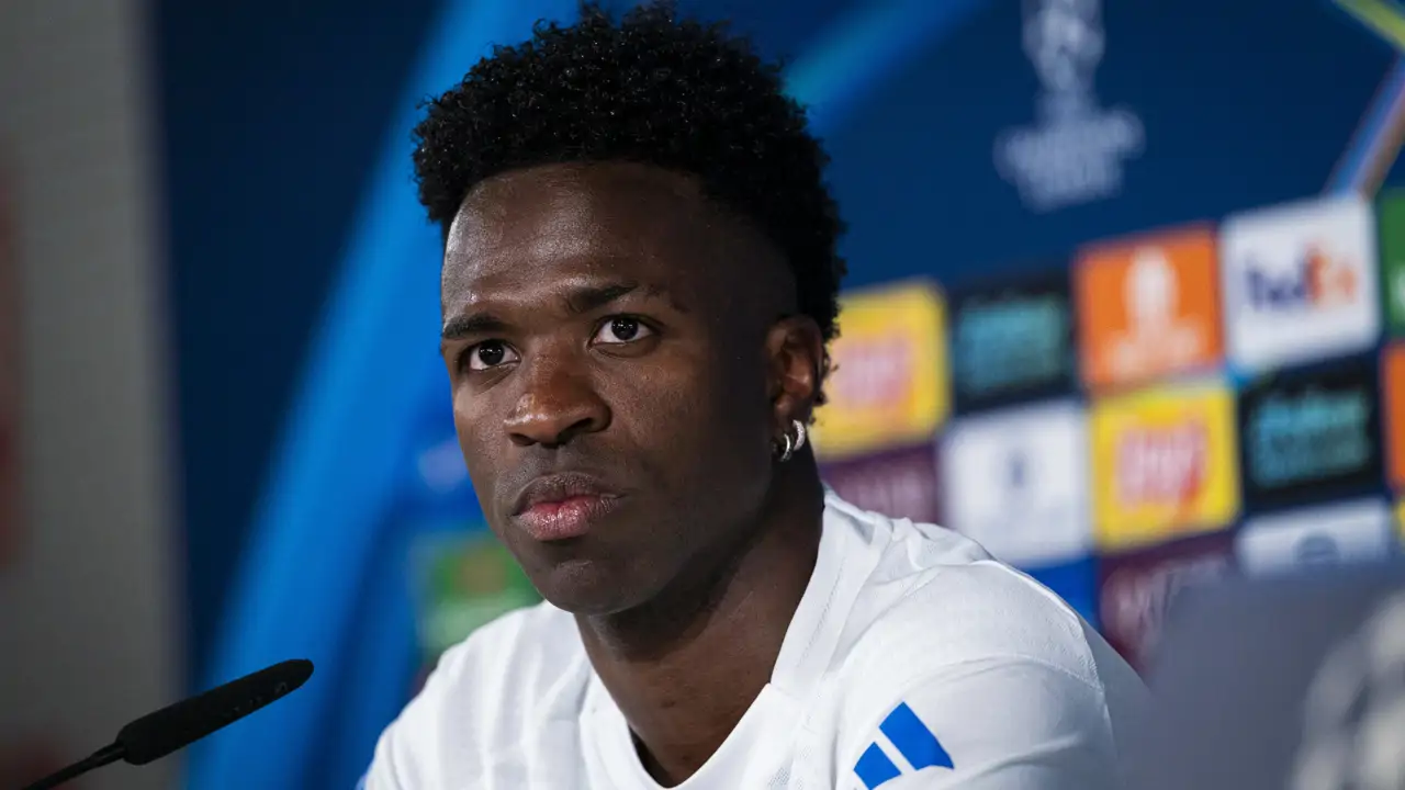 Vinicius Junior: “Ceno, paso dos horas jugando a la Play y ya vuelvo a  tener hambre. Ahí es cuando me apetece un dulce, y es muy complicado  resistirse”