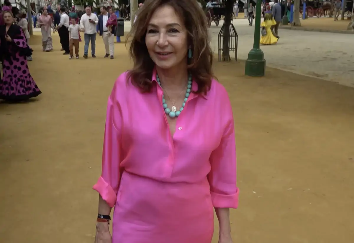 Ana Rosa Quintana no se pierde la Feria de Abril y enamora con su ...