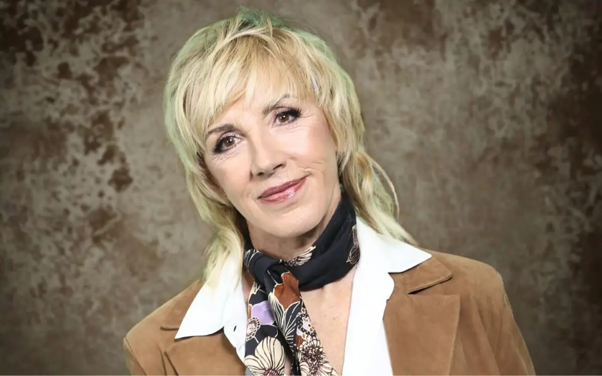Ana Torroja collage
