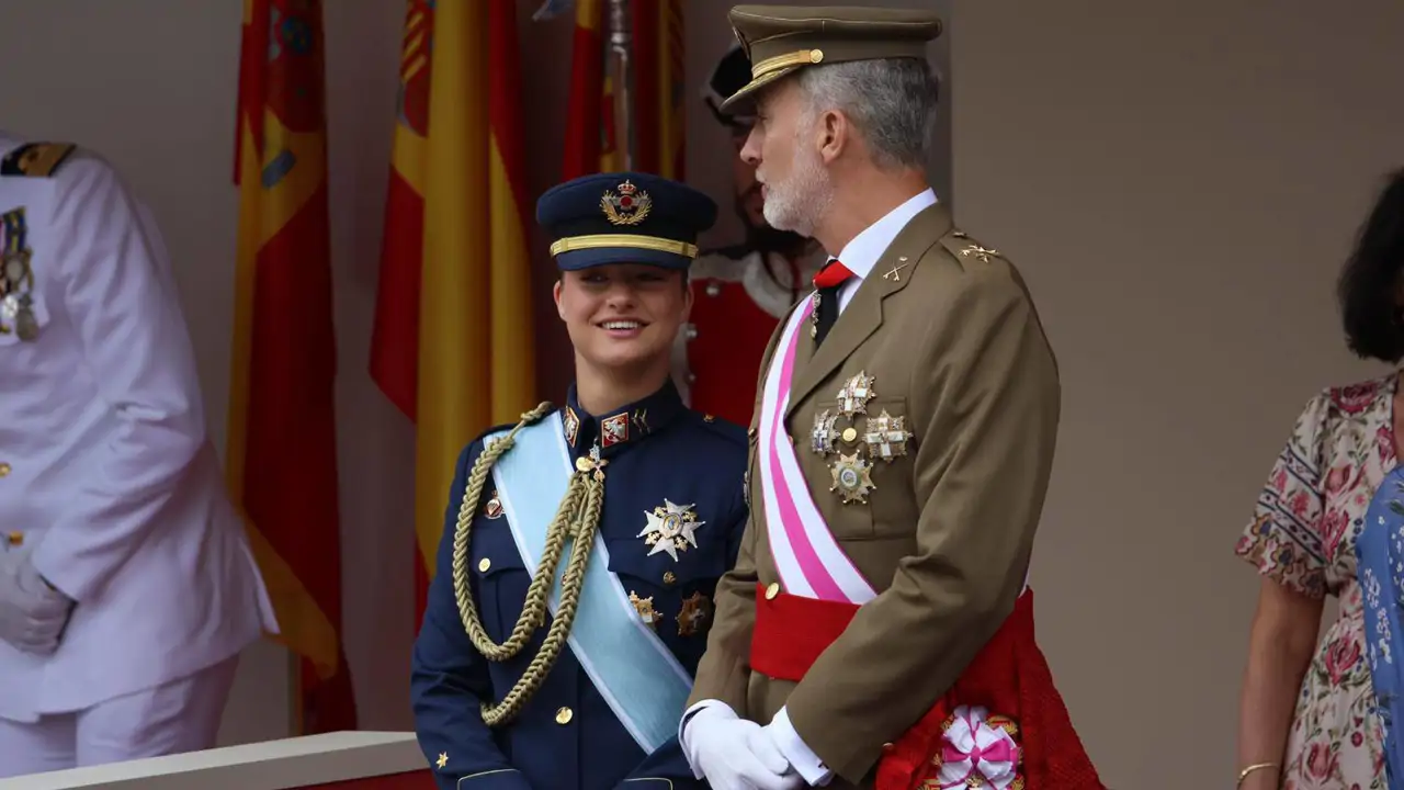 Día de las Fuerzas Armadas 2026: errores, equívocos y fallos que ha tenido que solucionar el propio rey Felipe