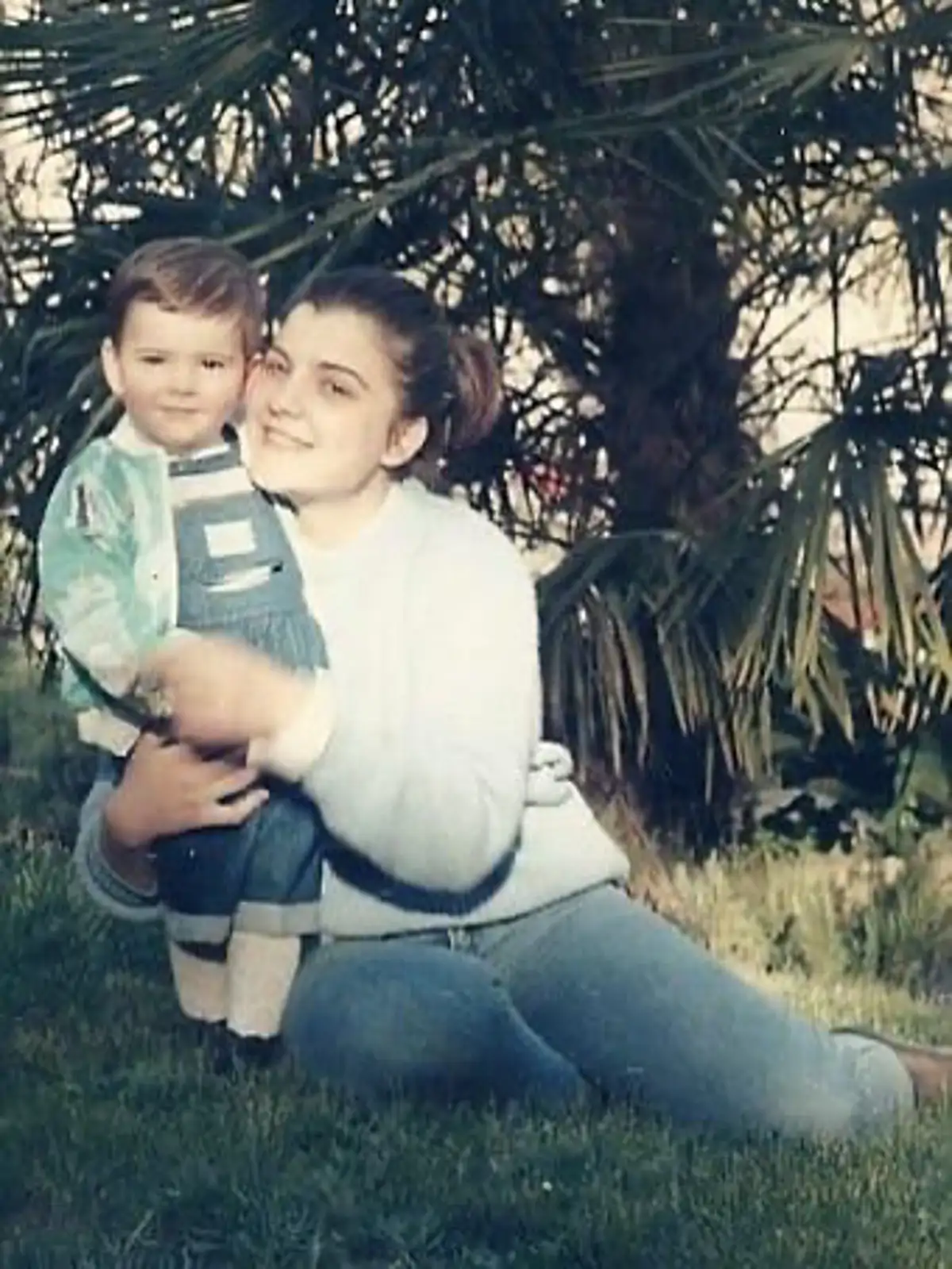 Miguel Ángel Muñoz y su madre, Cristina Blanco 