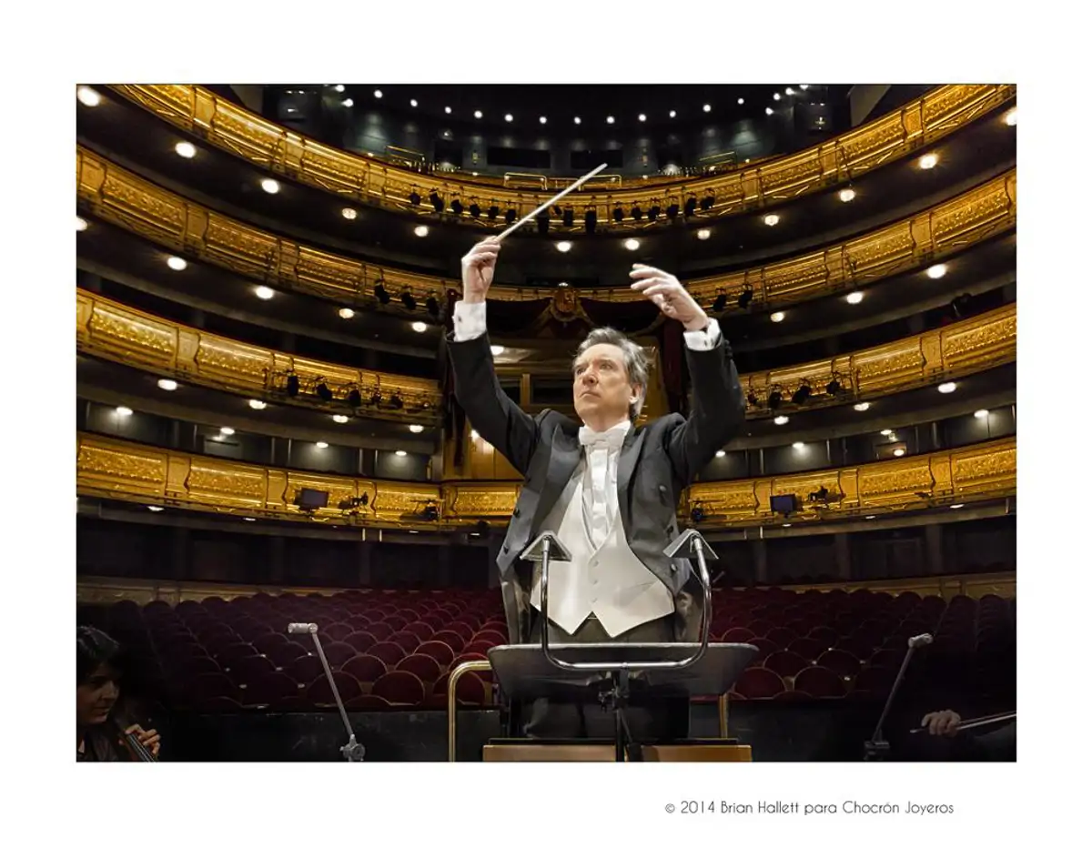 Iñaki Gabilondo se disfrazó de director de orquesta 