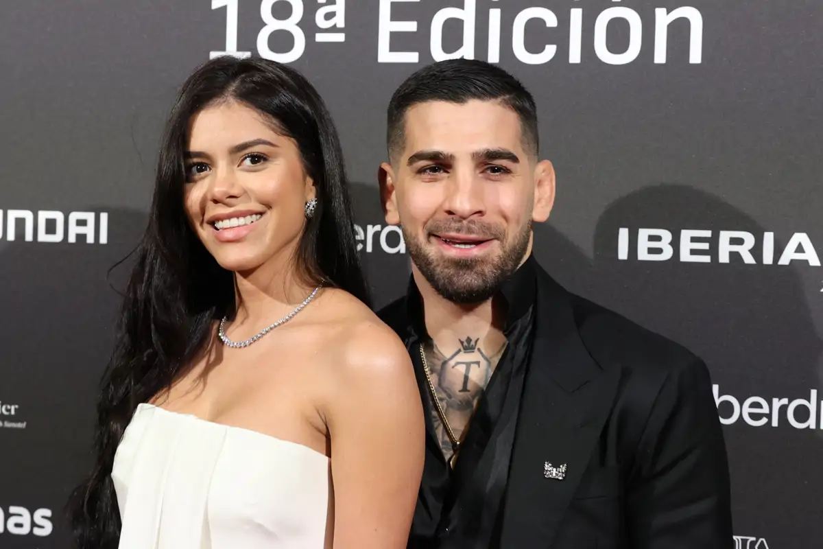 Ilia Topuria y Giorgina Uzcategui 