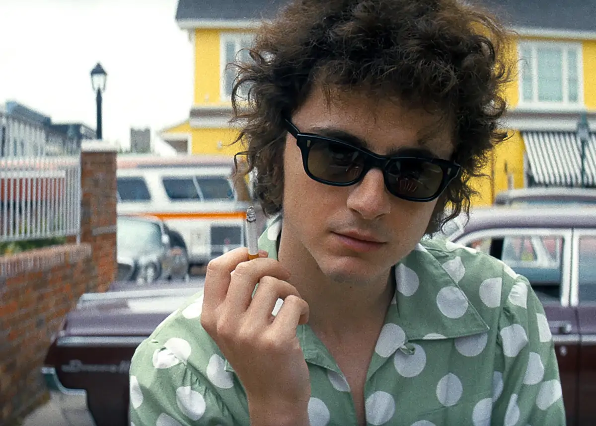 Timothée Chalamet como Bob Dylan
