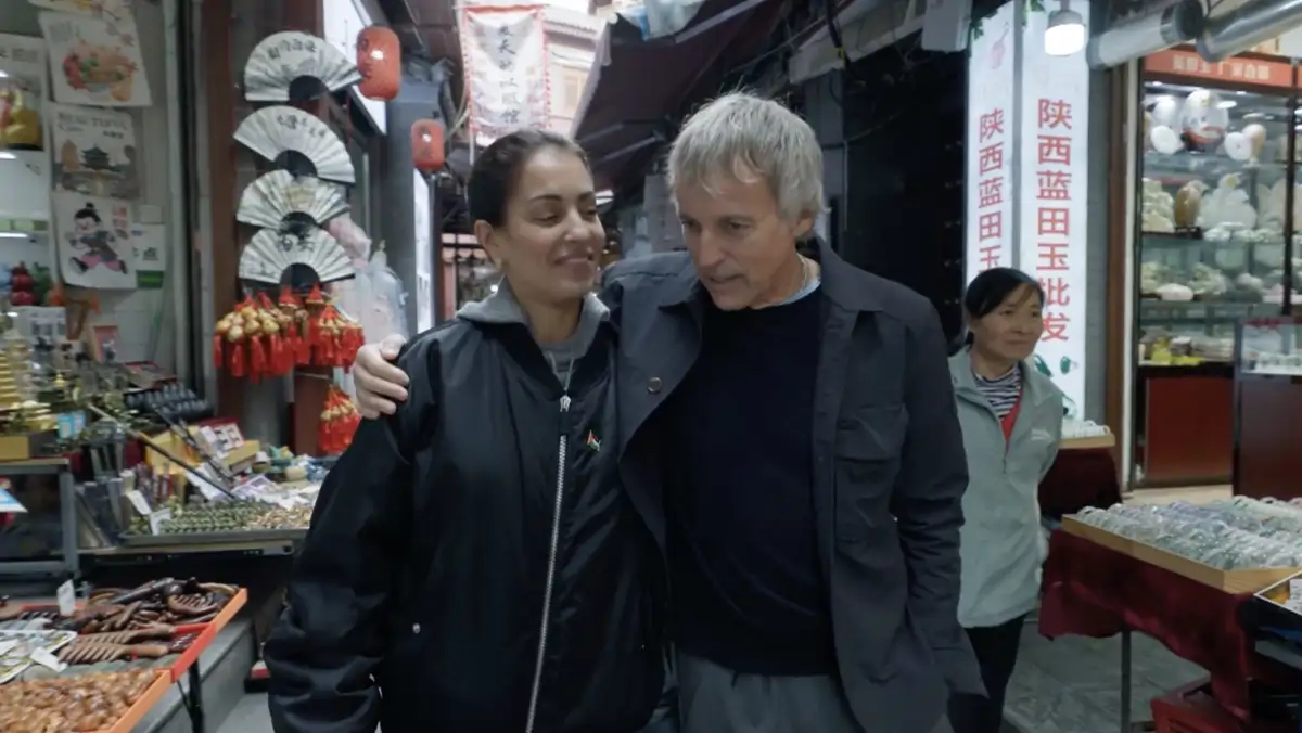 Hiba Abouk y Jesús Calleja