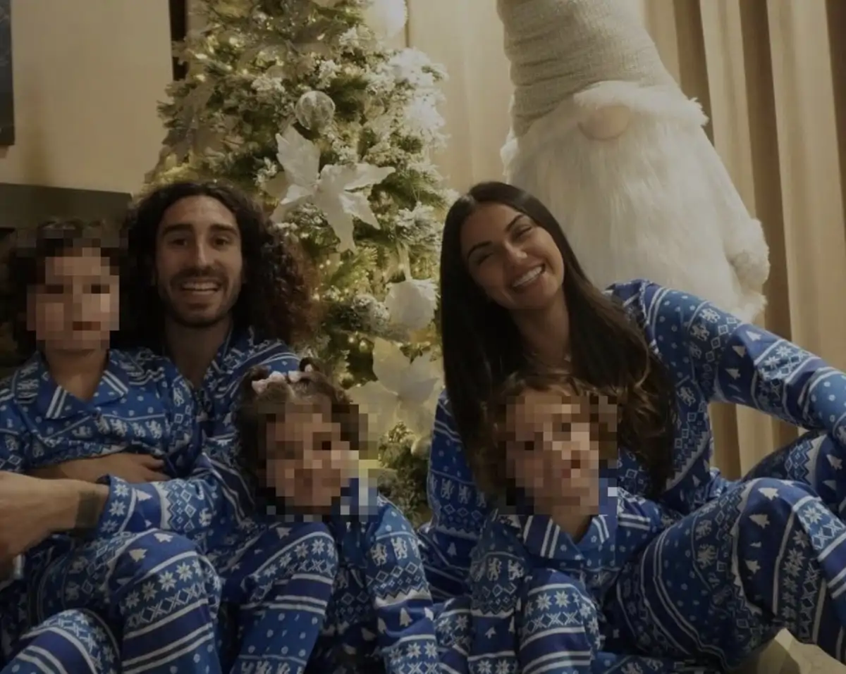 Cucurella y su familia