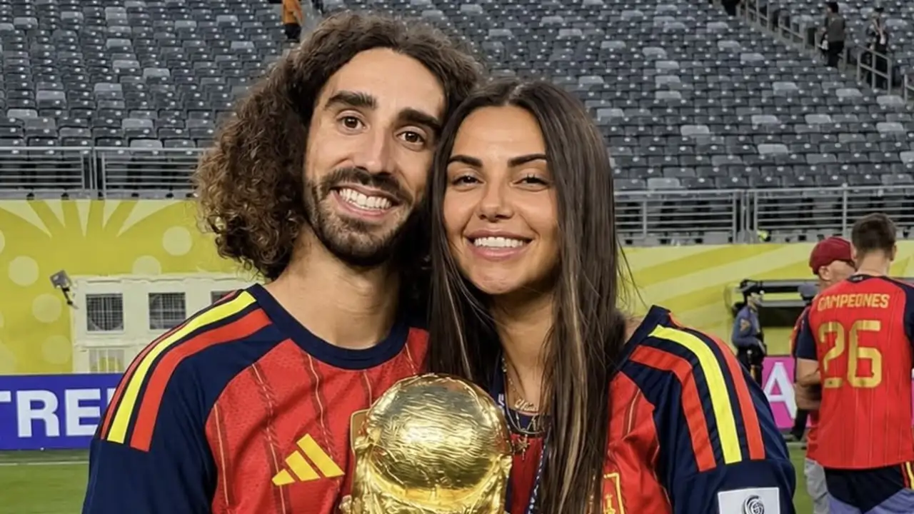 Cucurella y Claudia