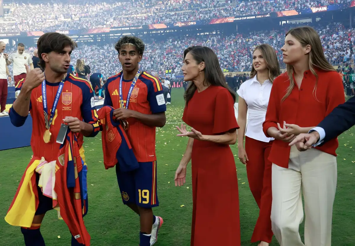 Letizia con Ferran Torres y Lamine Yamal