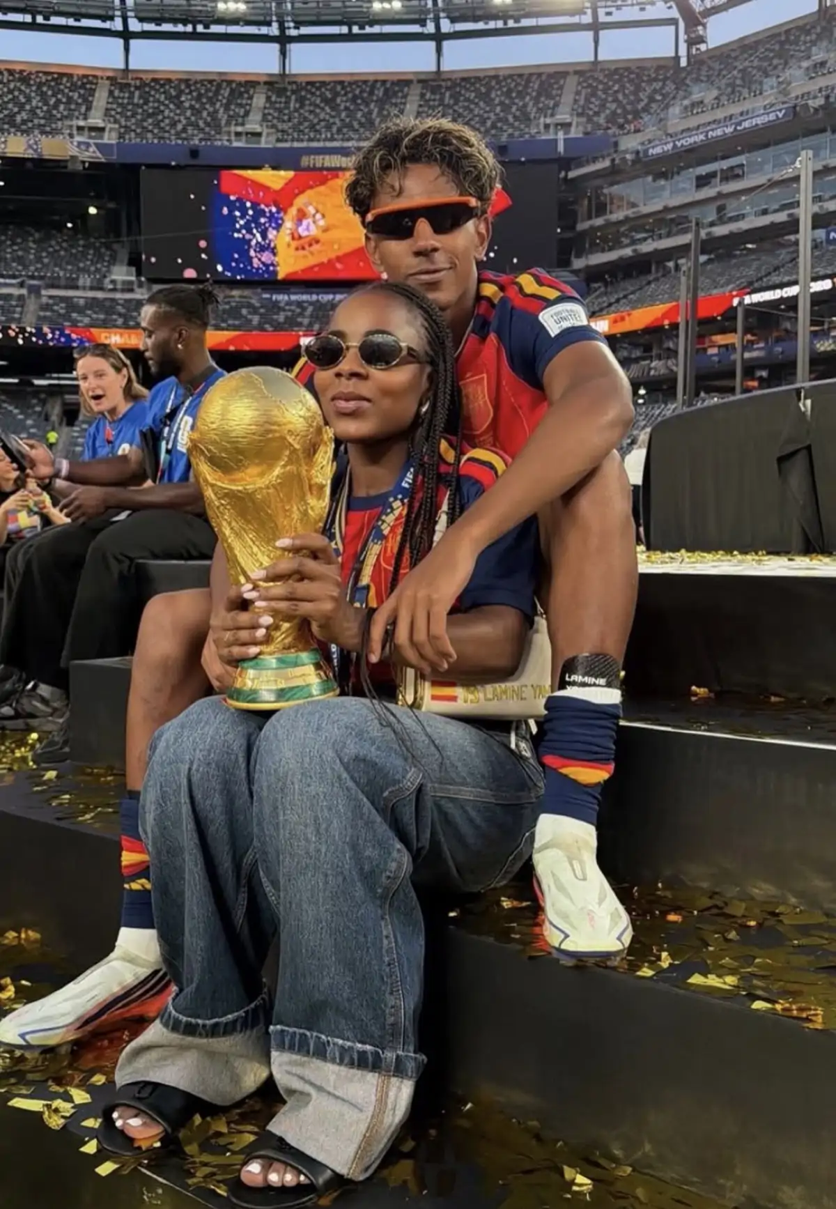 Lamine Yamal y su madre