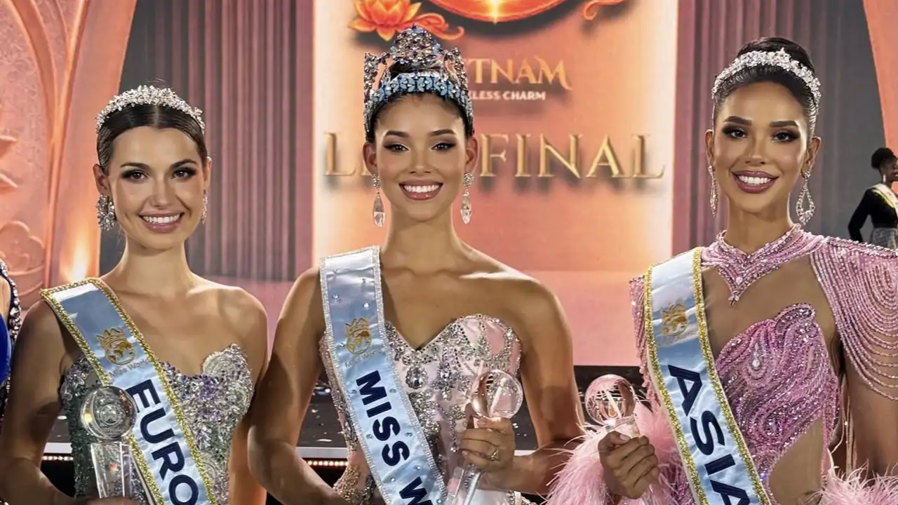 La Espa ola Elisabeth Reyn s Elegida Primera Dama De Honor De Miss la-espa-ola-elisabeth-reyn-s-elegida-primera-dama-de-honor-de-miss