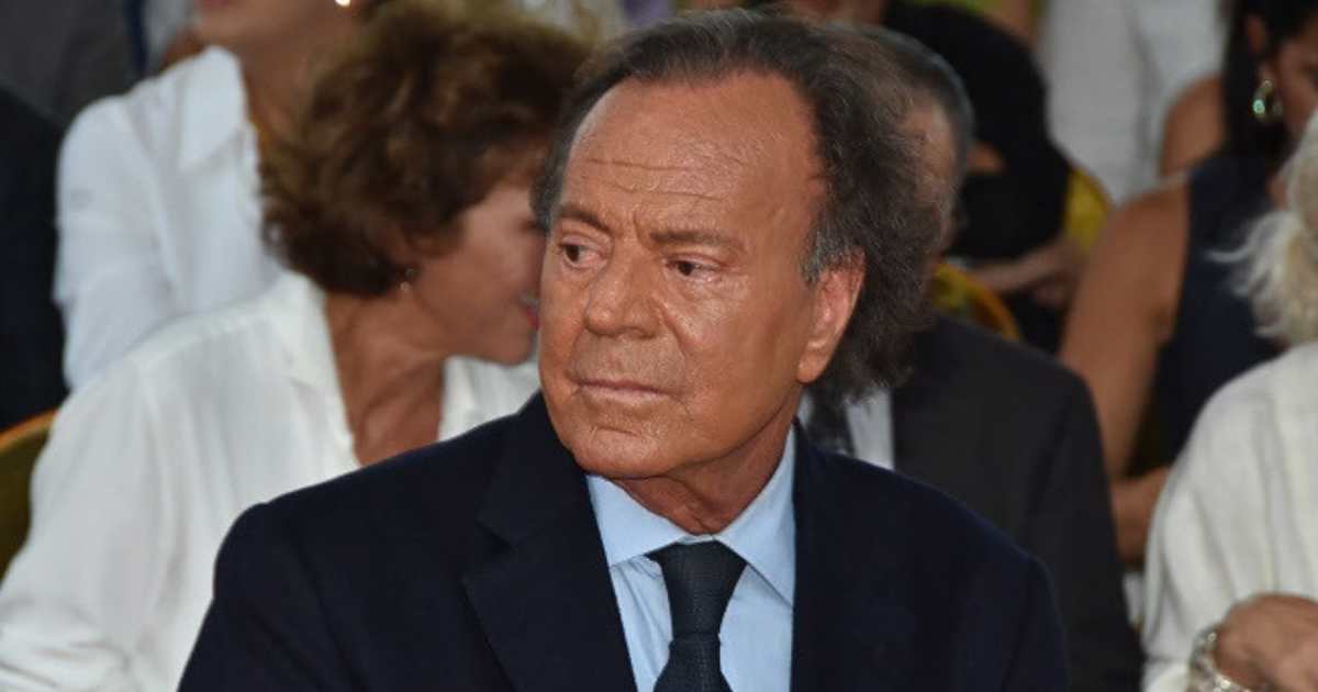 Julio Iglesias，2022 年：“哇，这里的卖家我可以。可以自由收集。是的。