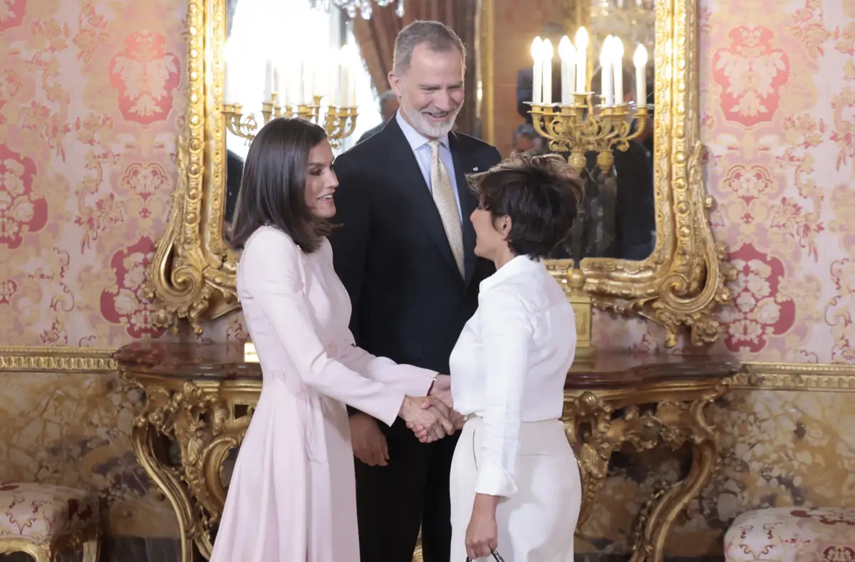 Felipe, Letizia y Sonsoles Ónega